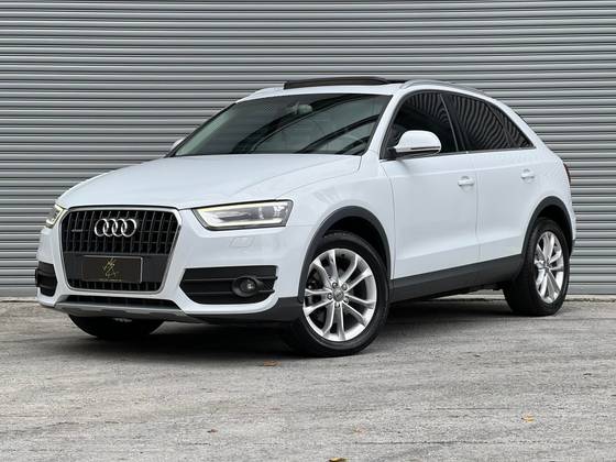 AUDI Q3 2.0 TFSI AMBIENTE QUATTRO 4P GASOLINA S TRONIC